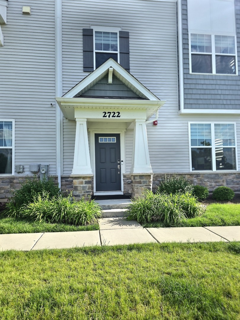 2722 Lily Lane