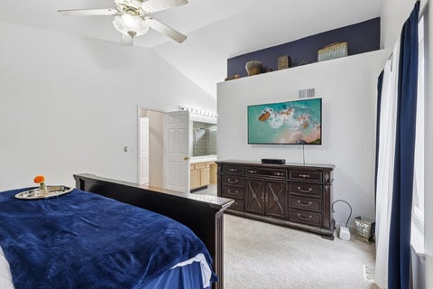 Tiny photo for 18106 W Hampshire Drive, Gurnee, IL 60031 (MLS # 12730286)