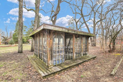 Tiny photo for 722 S Lynn Street, Champaign, IL 61820 (MLS # 12475733)