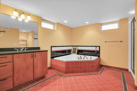 Tiny photo for 722 S Lynn Street, Champaign, IL 61820 (MLS # 12475733)