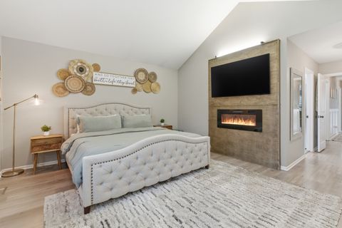 Tiny photo for 40 Fern Road, Lake Zurich, IL 60047 (MLS # 12619642)