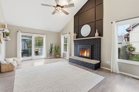 Tiny photo for 40 Fern Road, Lake Zurich, IL 60047 (MLS # 12619642)