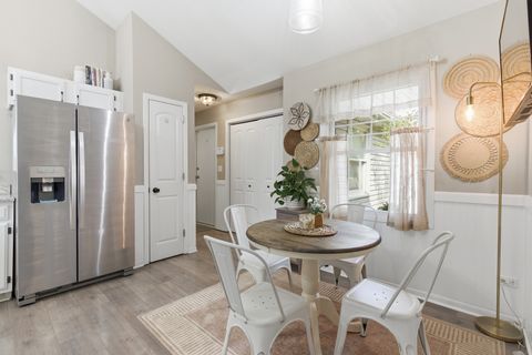 Tiny photo for 40 Fern Road, Lake Zurich, IL 60047 (MLS # 12619642)