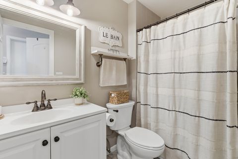 Tiny photo for 40 Fern Road, Lake Zurich, IL 60047 (MLS # 12619642)