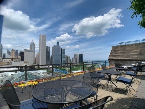 Tiny photo for 310 S Michigan Avenue #1001, Chicago, IL 60604 (MLS # 12609734)