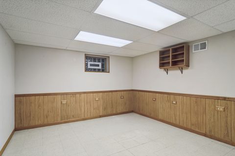 Tiny photo for 589 Jon Lane, Des Plaines, IL 60016 (MLS # 12606490)