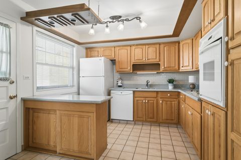 Tiny photo for 589 Jon Lane, Des Plaines, IL 60016 (MLS # 12606490)