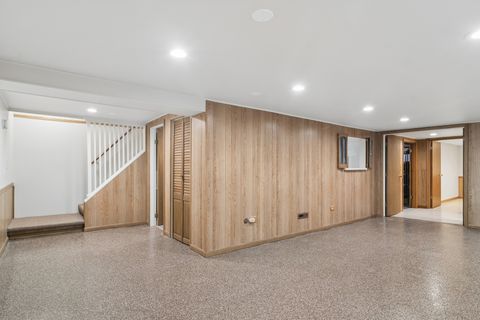 Tiny photo for 589 Jon Lane, Des Plaines, IL 60016 (MLS # 12606490)