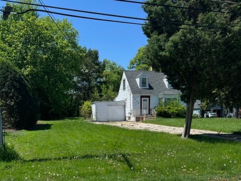 2020 N Chestnut Avenue Arlington Heights IL 60004