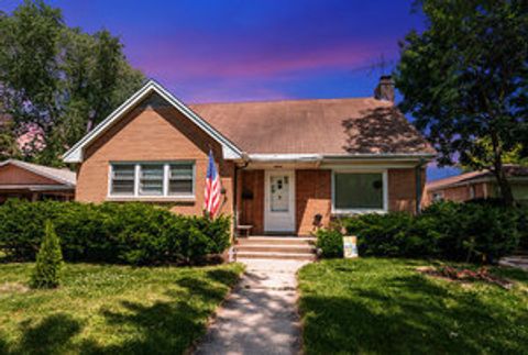 Photo of 12757 Mozart Street, Blue Island, IL 60406 (MLS # 12626929)