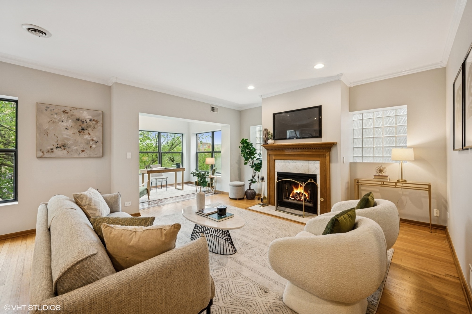 5055 N Sheridan Road 3N