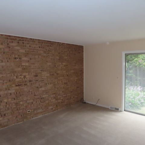 Tiny photo for 1855 Tanglewood Drive #F, Glenview, IL 60025 (MLS # 12480076)