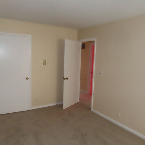 Tiny photo for 1855 Tanglewood Drive #F, Glenview, IL 60025 (MLS # 12480076)