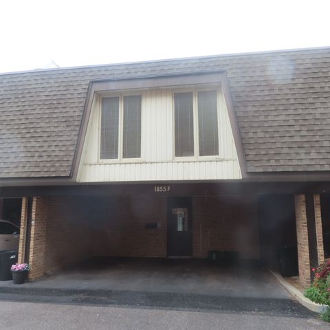 Tiny photo for 1855 Tanglewood Drive #F, Glenview, IL 60025 (MLS # 12480076)