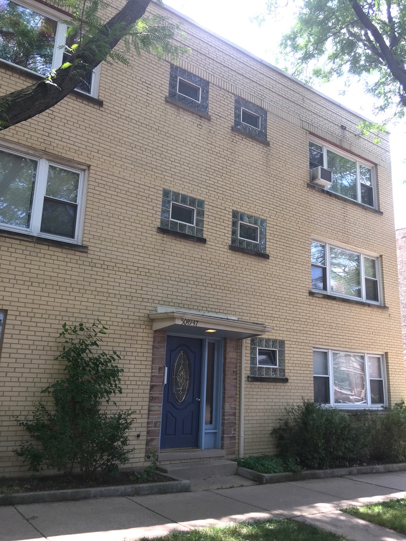 5047 N Washtenaw Avenue 12