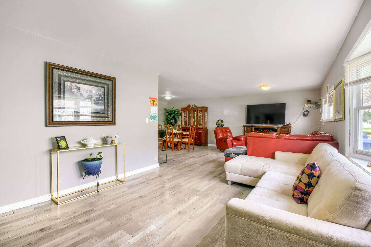 18647 W Pamela Place