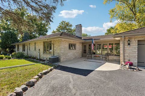 Tiny photo for 1090 Roselle Road, Inverness, IL 60067 (MLS # 12543584)