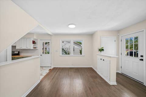 Tiny photo for 317 S 12th Street, St. Charles, IL 60174 (MLS # 12665456)