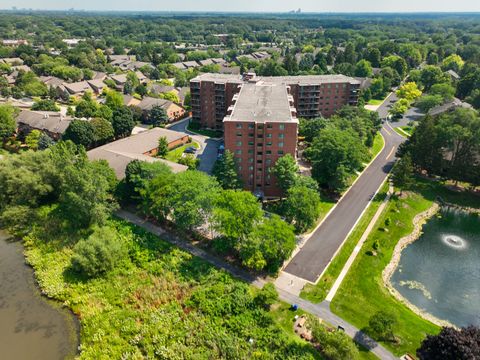 Tiny photo for 1 Bloomingdale Place #301, Bloomingdale, IL 60108 (MLS # 12471611)