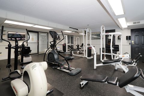 Tiny photo for 1 Bloomingdale Place #301, Bloomingdale, IL 60108 (MLS # 12471611)