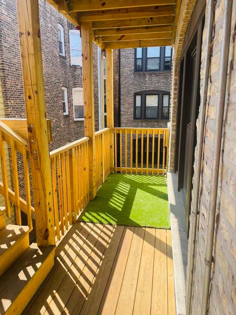 Tiny photo for 6711 N Lakewood Avenue #2N, Chicago, IL 60626 (MLS # 12585470)