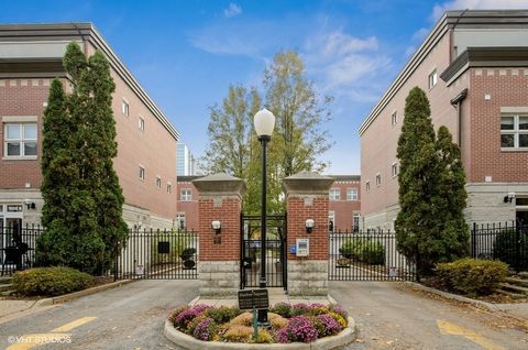 Tiny photo for 1522 S Prairie Avenue #H, Chicago, IL 60605 (MLS # 12521555)