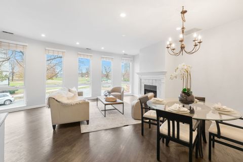 Tiny photo for 1522 S Prairie Avenue #H, Chicago, IL 60605 (MLS # 12521555)