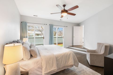 Tiny photo for 1522 S Prairie Avenue #H, Chicago, IL 60605 (MLS # 12521555)