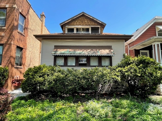 3441 N Kildare Avenue