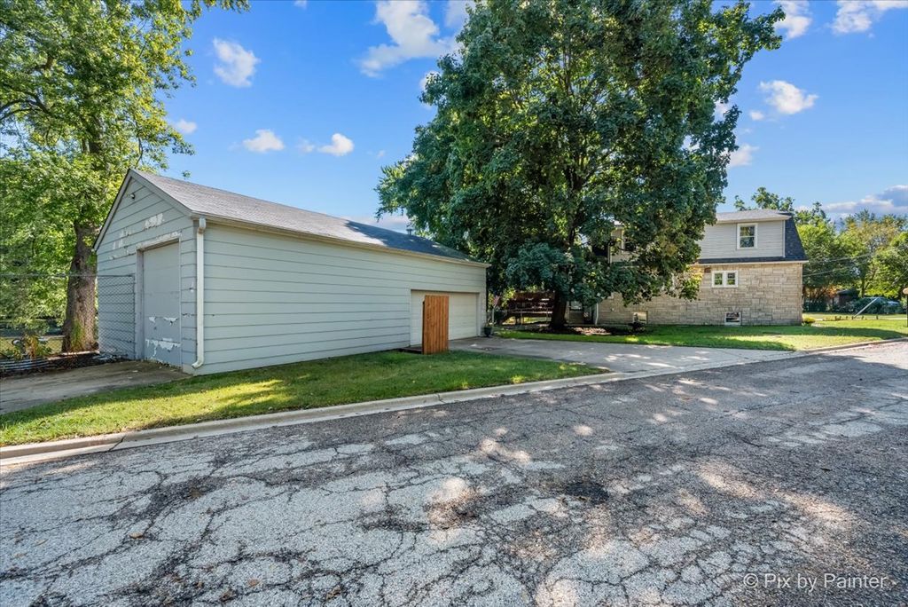 listing image 44