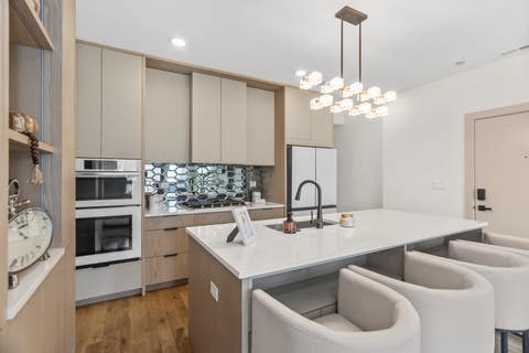 Tiny photo for 4447 S Vincennes Avenue #2, Chicago, IL 60653 (MLS # 12650083)