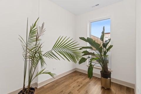 Tiny photo for 4447 S Vincennes Avenue #2, Chicago, IL 60653 (MLS # 12650083)