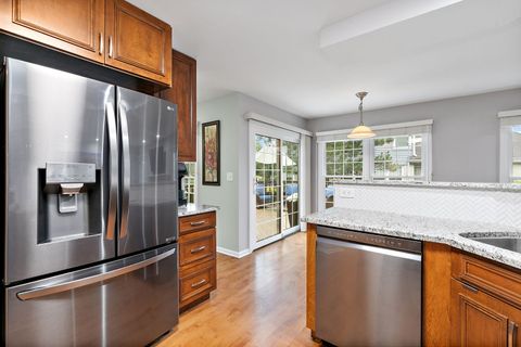 Tiny photo for 246 Lynwood Lane, Bloomingdale, IL 60108 (MLS # 12688267)