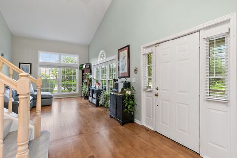 Tiny photo for 246 Lynwood Lane, Bloomingdale, IL 60108 (MLS # 12688267)