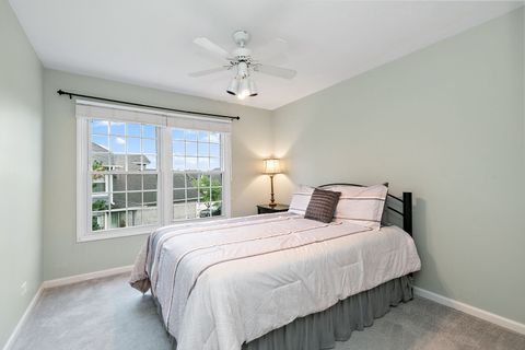 Tiny photo for 246 Lynwood Lane, Bloomingdale, IL 60108 (MLS # 12688267)