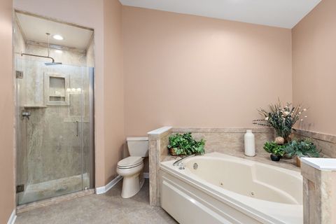 Tiny photo for 246 Lynwood Lane, Bloomingdale, IL 60108 (MLS # 12688267)
