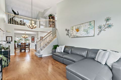 Tiny photo for 246 Lynwood Lane, Bloomingdale, IL 60108 (MLS # 12688267)