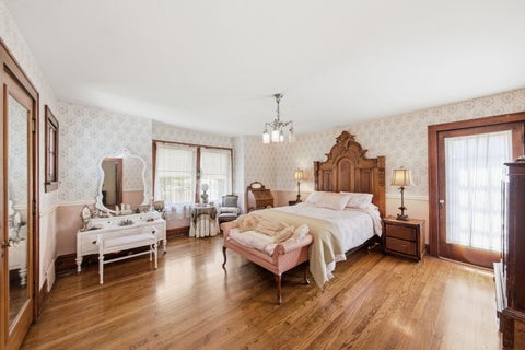 Tiny photo for 1249 Maple Avenue, Downers Grove, IL 60515 (MLS # 12781569)