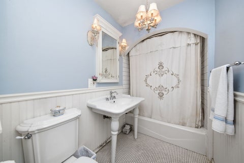 Tiny photo for 1249 Maple Avenue, Downers Grove, IL 60515 (MLS # 12781569)