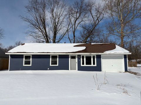 Photo of 3102 W John Street, Champaign, IL 61821 (MLS # 12595445)