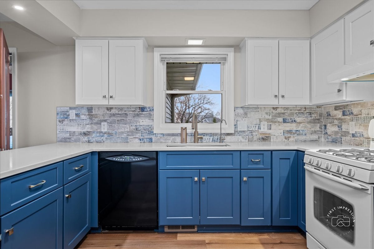 701 Viking Drive