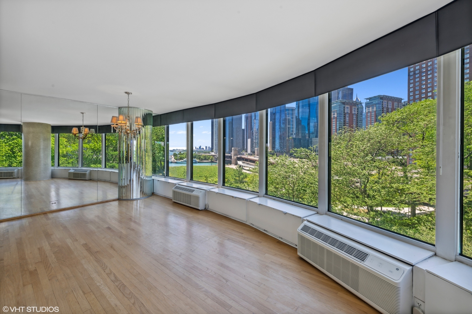 505 N Lake Shore Drive 516