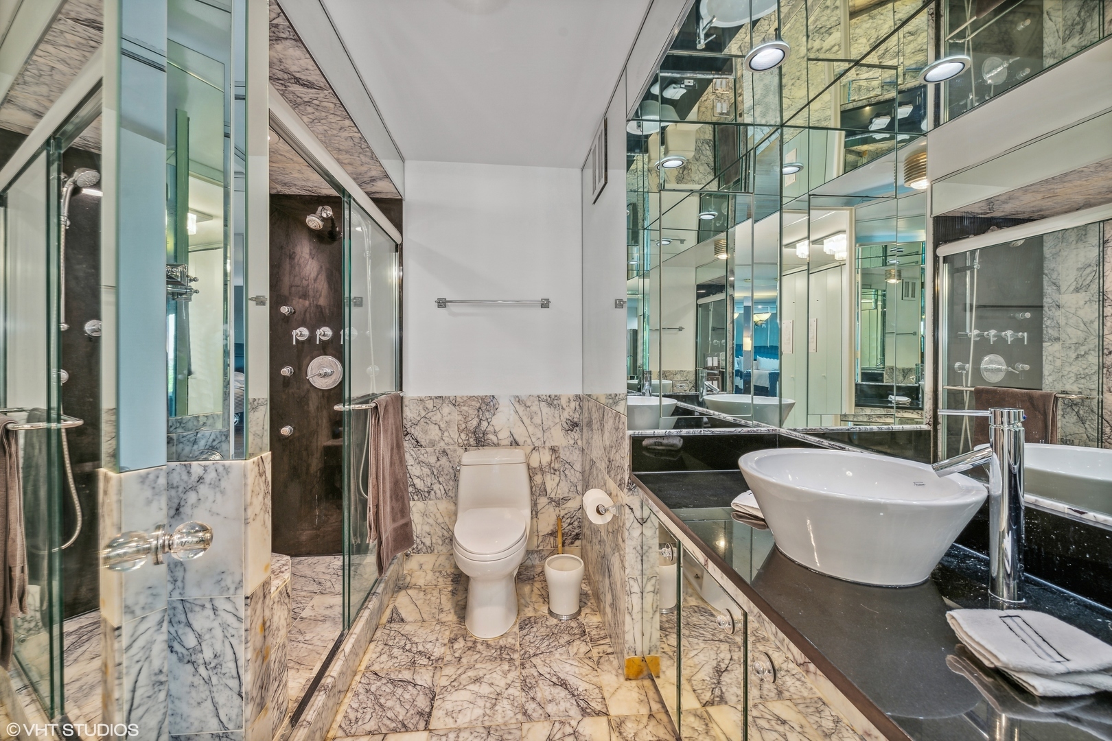 505 N Lake Shore Drive 516