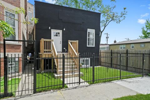 831 N Lawndale Avenue Chicago IL 60651