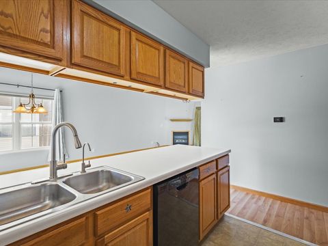 Tiny photo for 8628 Victory Lane #4-8628, Machesney Park, IL 61115 (MLS # 12508369)