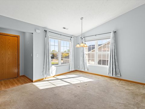 Tiny photo for 8628 Victory Lane #4-8628, Machesney Park, IL 61115 (MLS # 12508369)