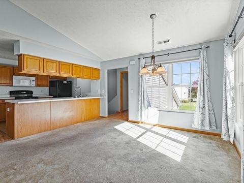 Tiny photo for 8628 Victory Lane #4-8628, Machesney Park, IL 61115 (MLS # 12508369)
