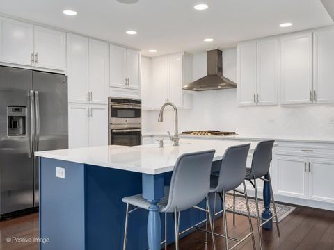 Tiny photo for 734 Forest Glen Lane, Oak Brook, IL 60523 (MLS # 12584548)