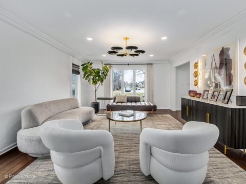 Tiny photo for 734 Forest Glen Lane, Oak Brook, IL 60523 (MLS # 12584548)