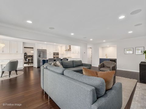 Tiny photo for 734 Forest Glen Lane, Oak Brook, IL 60523 (MLS # 12584548)